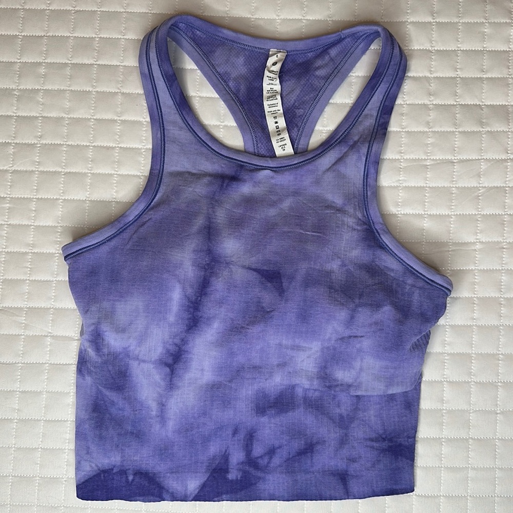 Lululemon Ebb to Street Crop Tank- Size 6- minimally worn condition